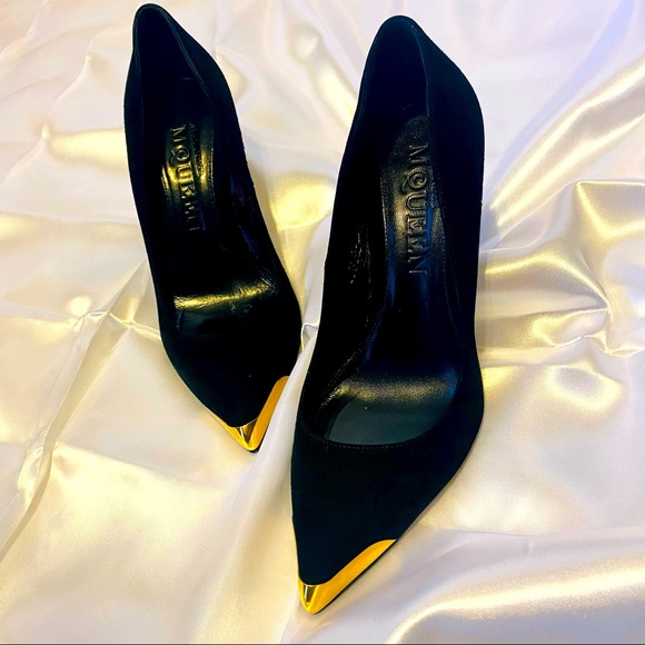 Alexander McQueen Shoes - Alexander McQueen Gold Cap Toe Pumps Size 8.5